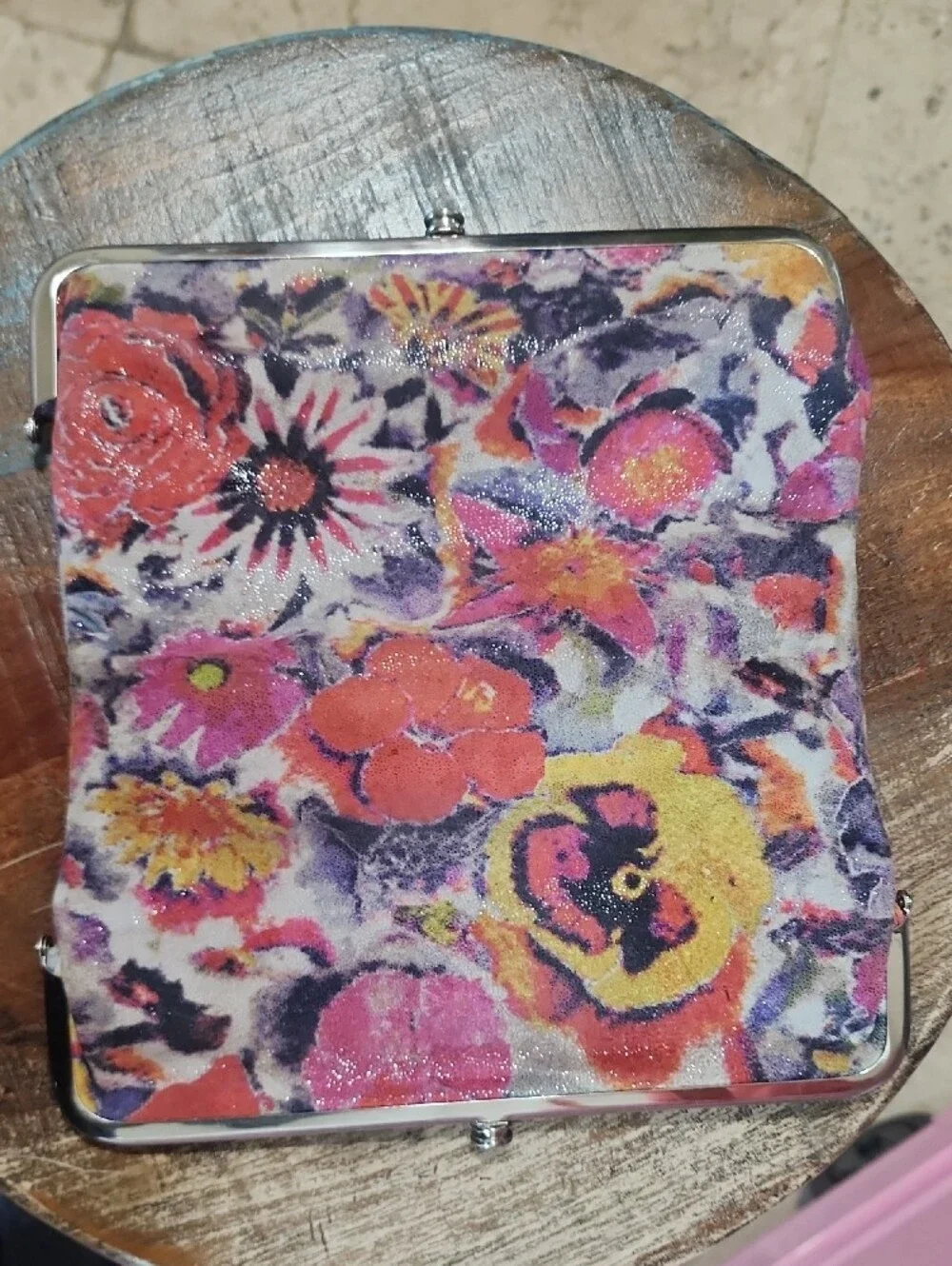 Hobo Magnetic Floral Print Clutch Fold Wallet Purple Multicolor Leather